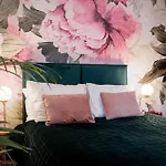 Bed & Breakfast Emerald *