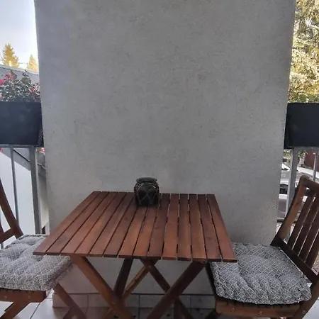 Emerald Nocleg ze śniadaniem