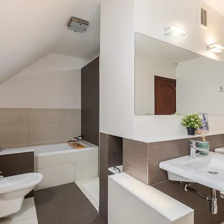 Bed & Breakfast Emerald Krakow