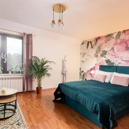 Emerald Bed & Breakfast *