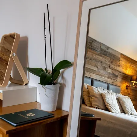 Emerald Bed & Breakfast Krakow