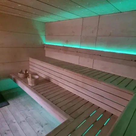 Emerald Spa Panzió *