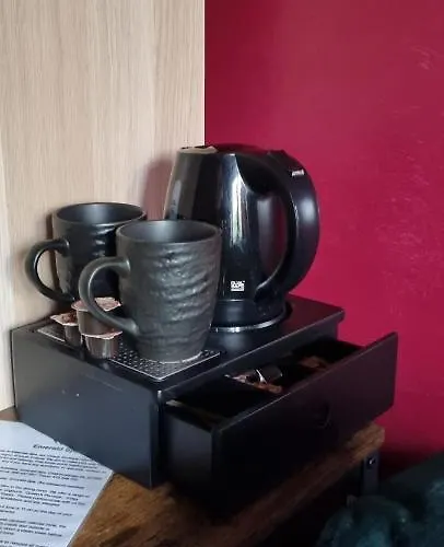 Emerald Bed and breakfast *